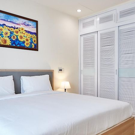 8B Aparthotel Хошимин Экстерьер фото
