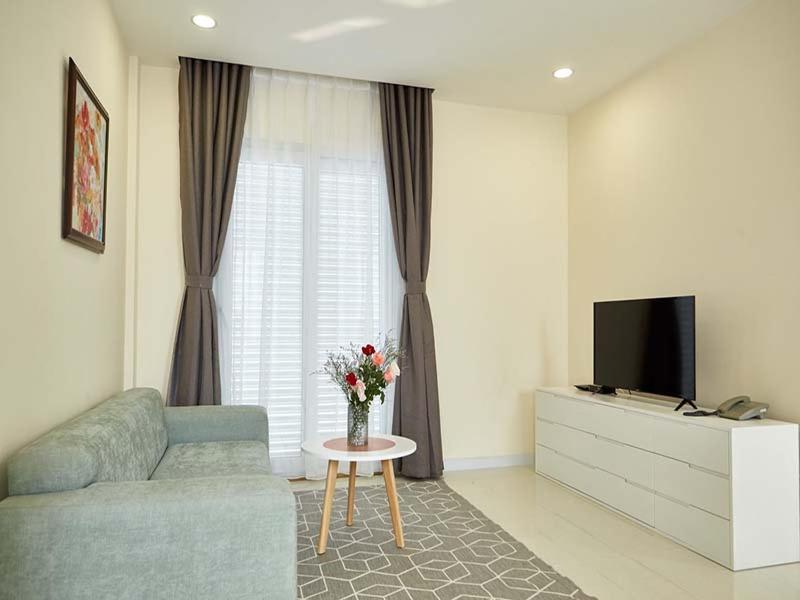 8B Aparthotel Хошимин Экстерьер фото