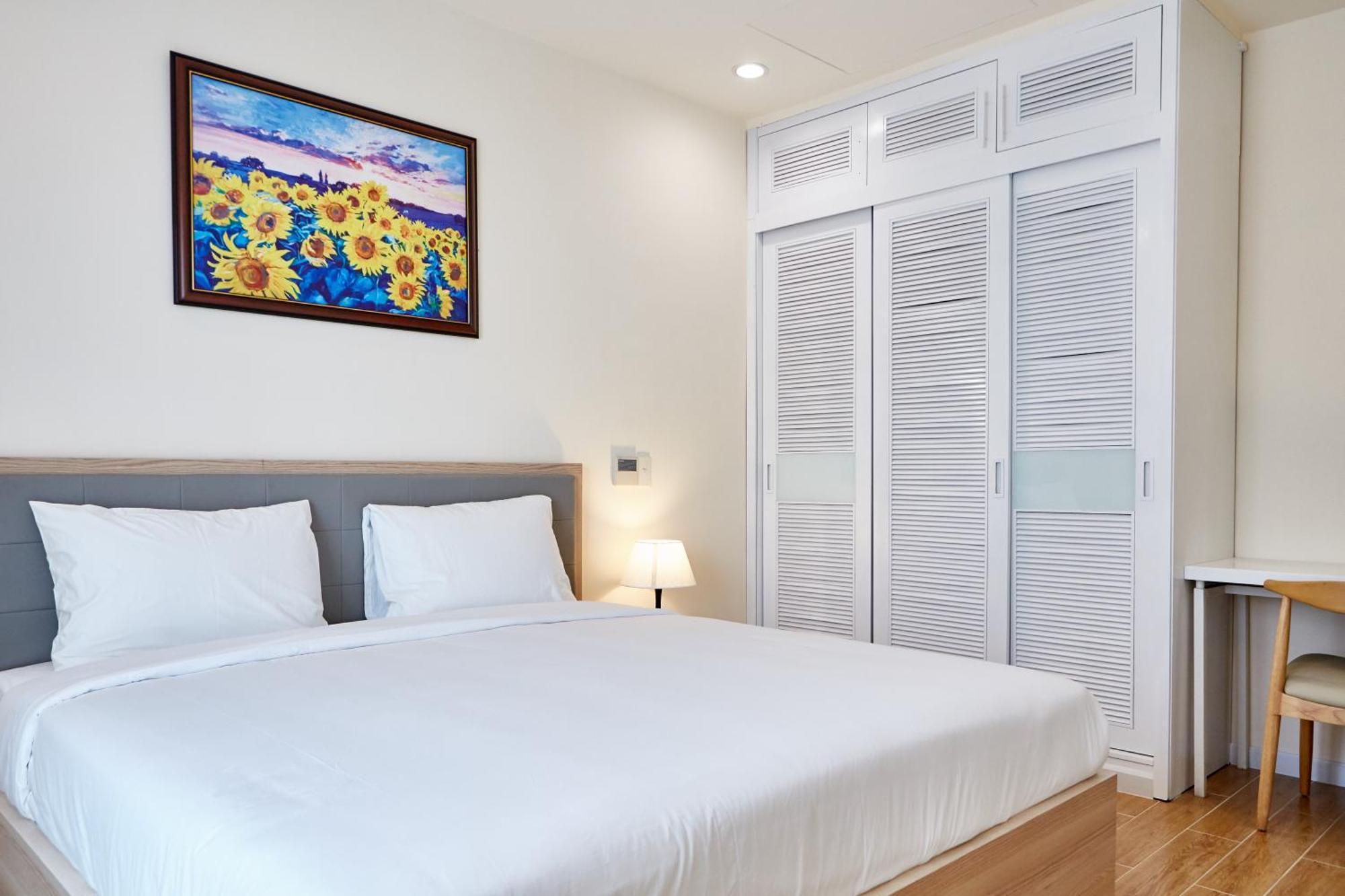 8B Aparthotel Хошимин Экстерьер фото